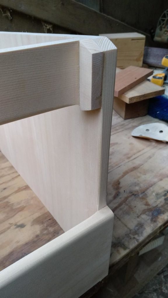 Cajon Plans Downward Facing Sound Hole and Inclined Tapa Cajons of